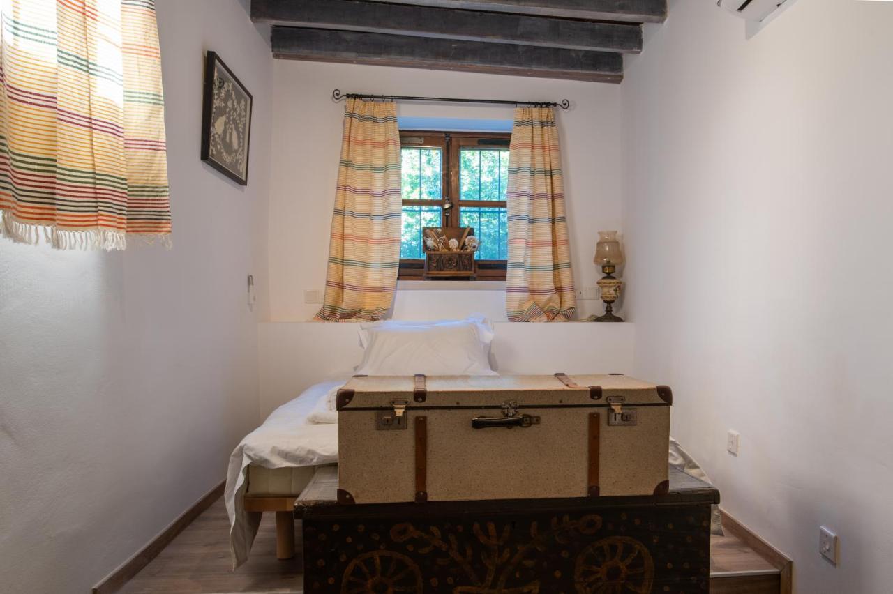 Droshia Traditional Homes, Coco-Mat Full Experience Dhrousha Luaran gambar